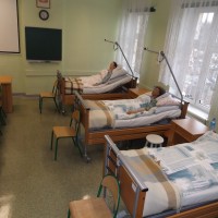 Widok pracowni Opiekuna Medycznego w szkole