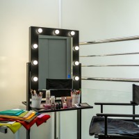 Widok na lustro do stylizacji włosów