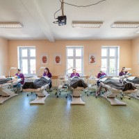 Widok na pracownię do ćwiczenia technik kosmetycznych