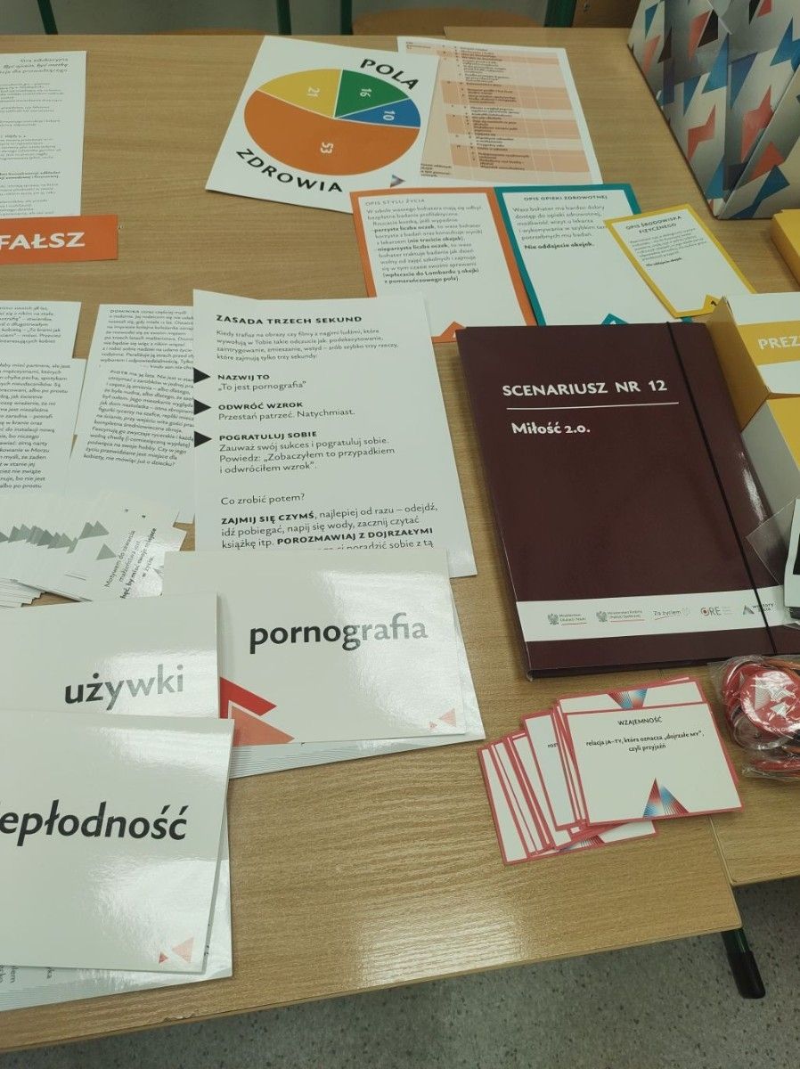 Zdjęcie materiałów promocyjnych.