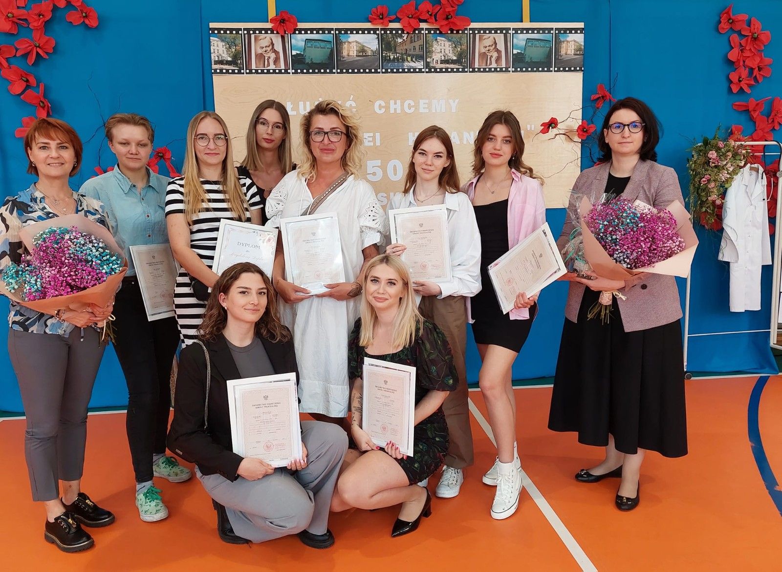 Wspólne zdjęcie uczniów szkoły