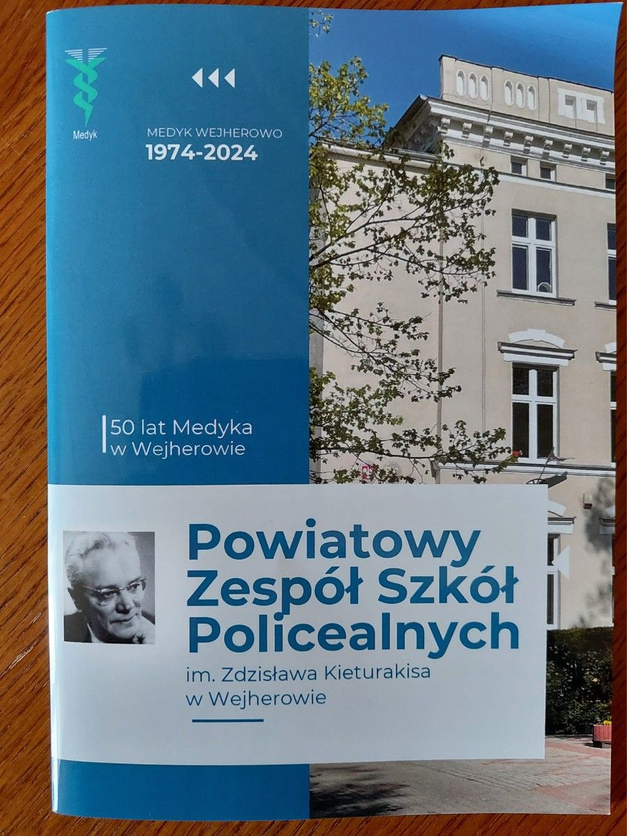 Zdjęcie okładki książki - rocznika szkolnego 1974-2024